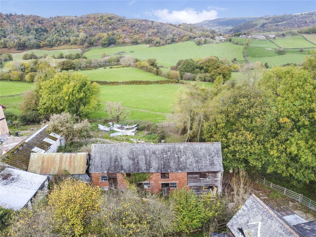 3 bed property for saleLlanfyllin, Powys SY22