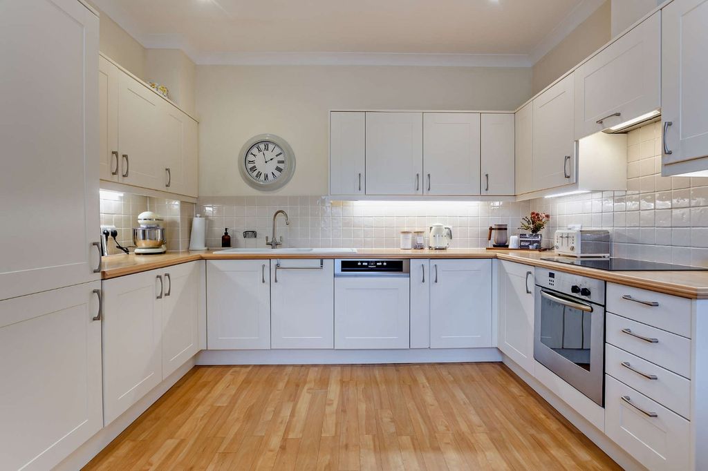 Additional image 2 of 3 bed terraced house for saleThe Stables, Lechlade, Gloucestershire GL7
