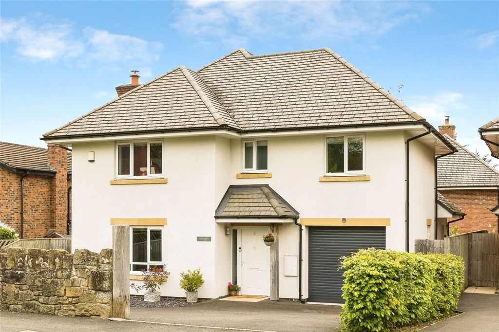 4 bed detached house for saleMorda Bank, Morda, Oswestry, Shropshire SY10