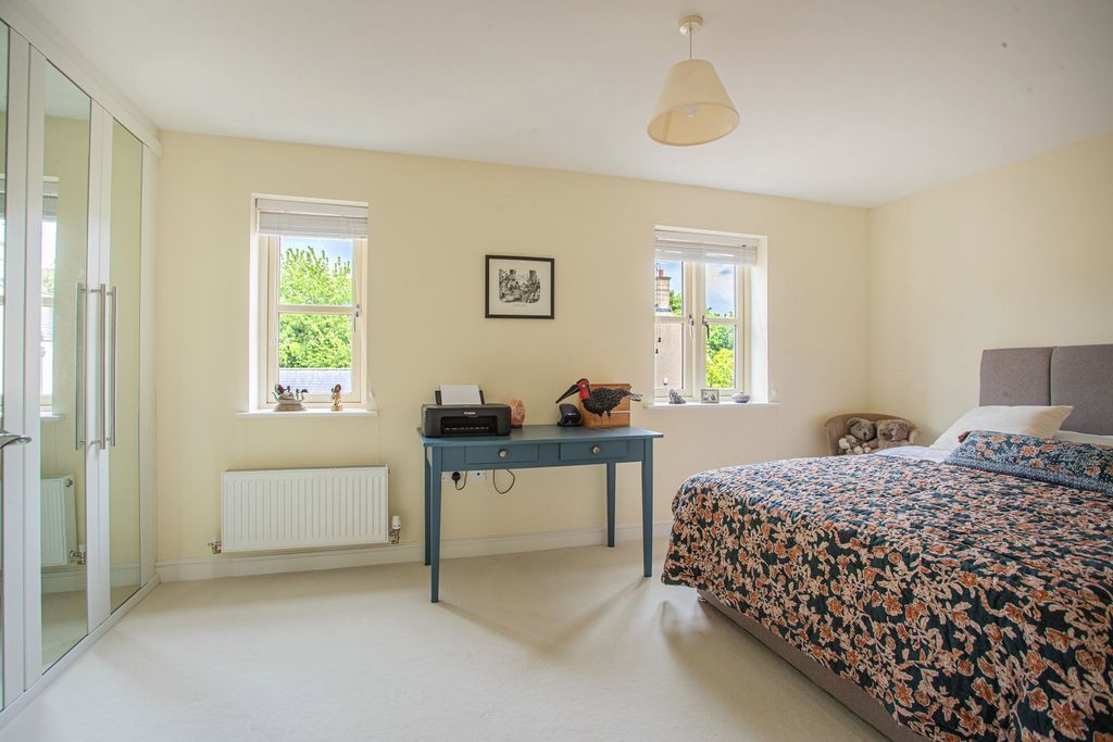 Additional image 5 of 2 bed flat for saleCornwall Close, Tetbury GL8