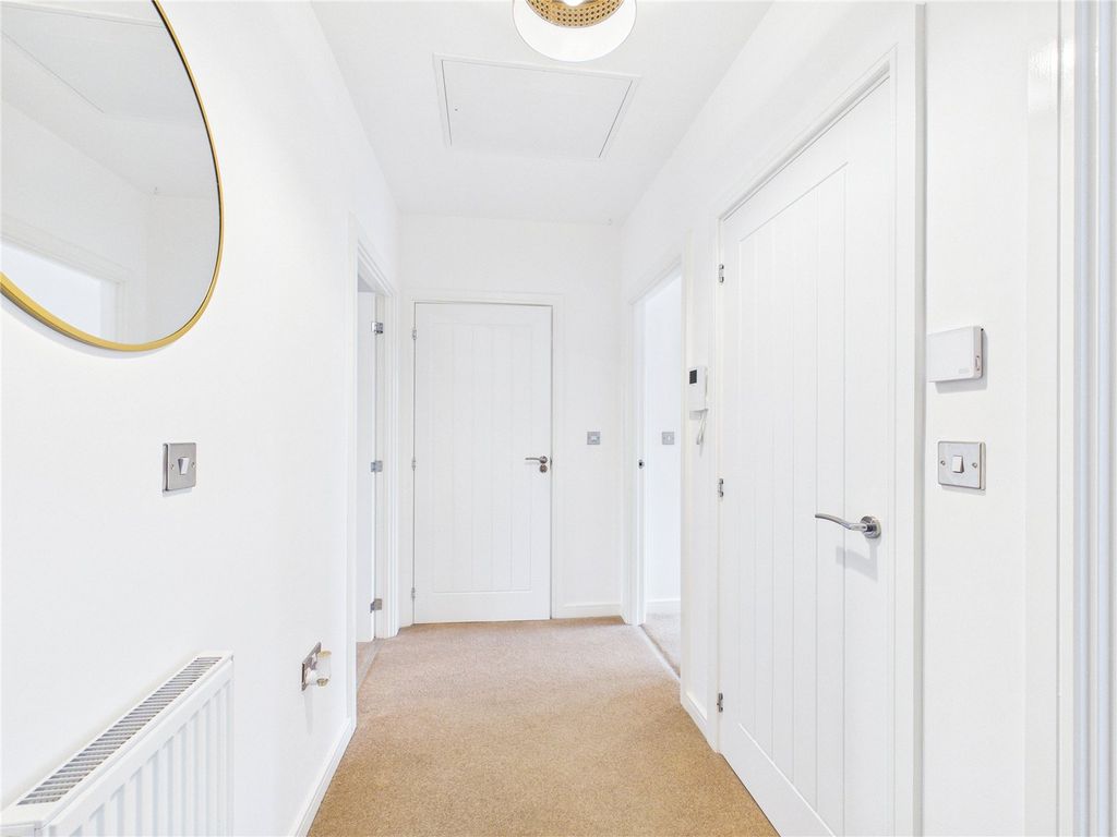 Additional image 2 of 2 bed flat for saleWestminster Road, Macclesfield, Cheshire SK10