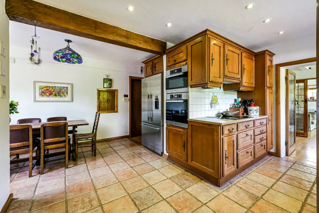 Additional image 11 of 6 bed detached house for salePeter Avenue, Oxted RH8
