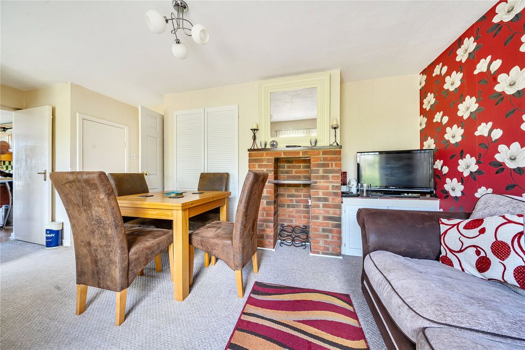 Additional image 12 of 3 bed semi-detached house for saleFive Stiles Road, Marlborough, Wiltshire SN8