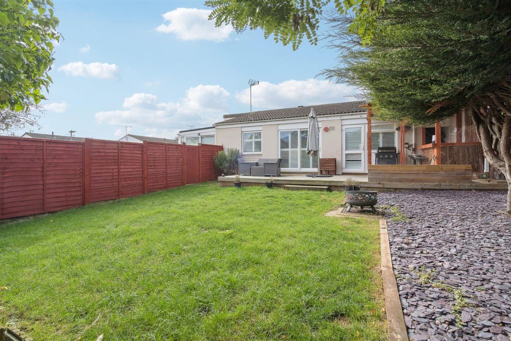 Additional image 4 of 4 bed bungalow for saleDinglederry, Olney MK46