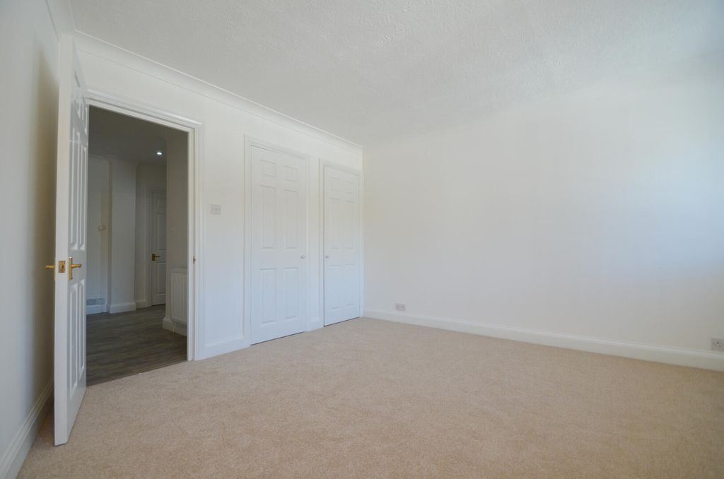 Additional image 6 of 2 bed flat for saleLower Street, Pulborough RH20