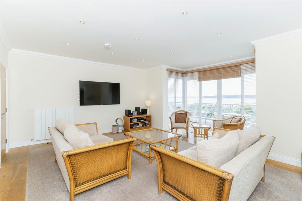 Additional image 4 of 2 bed flat for saleAlta Vista Road, Paignton TQ4