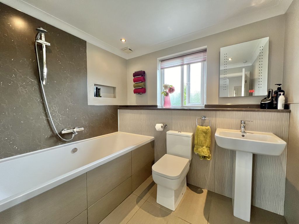 Additional image 19 of 5 bed detached house for saleBeaumont Gardens, Carleton FY6
