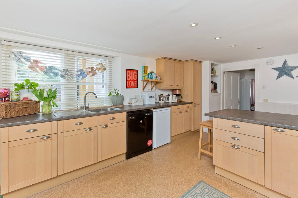 Additional image 5 of 4 bed end terrace house for saleTrinity House, 9 North High Street, Fisherow, Musselburgh, East Lothian EH21