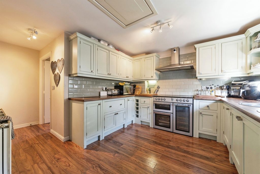 Additional image 9 of 5 bed detached house for saleHercules Drive, Newark NG24