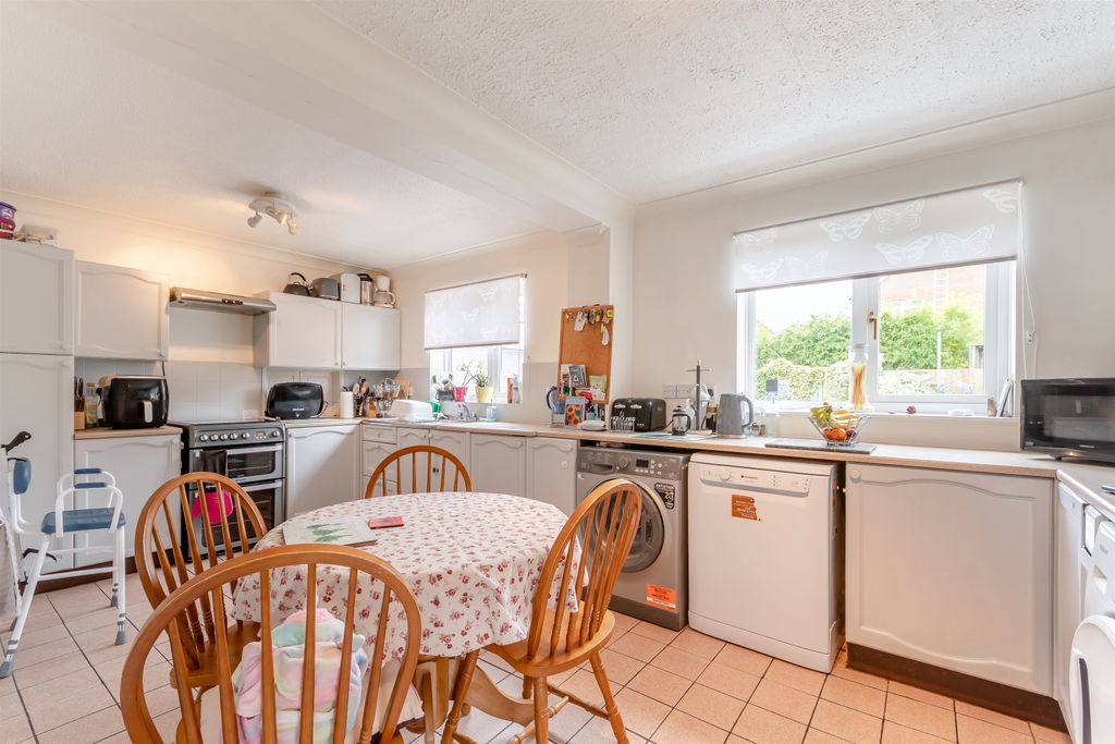 Additional image 2 of 4 bed detached house for saleCoopers Way, Newent, Gloucestershire GL18