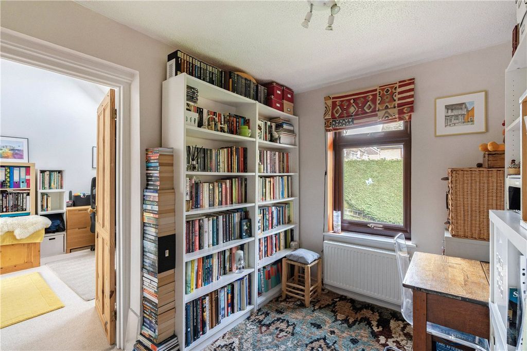Additional image 18 of 4 bed detached house for saleHughes Close, Marlborough, Wiltshire SN8