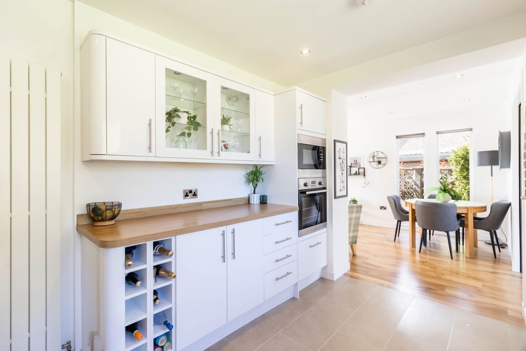 Additional image 10 of 3 bed bungalow for saleRenny Crescent, Montrose DD10