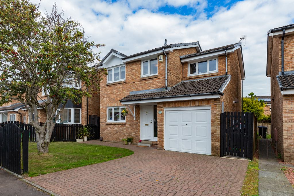 4 bed detached house for saleFischer Gardens, Paisley, Renfrewshire PA1