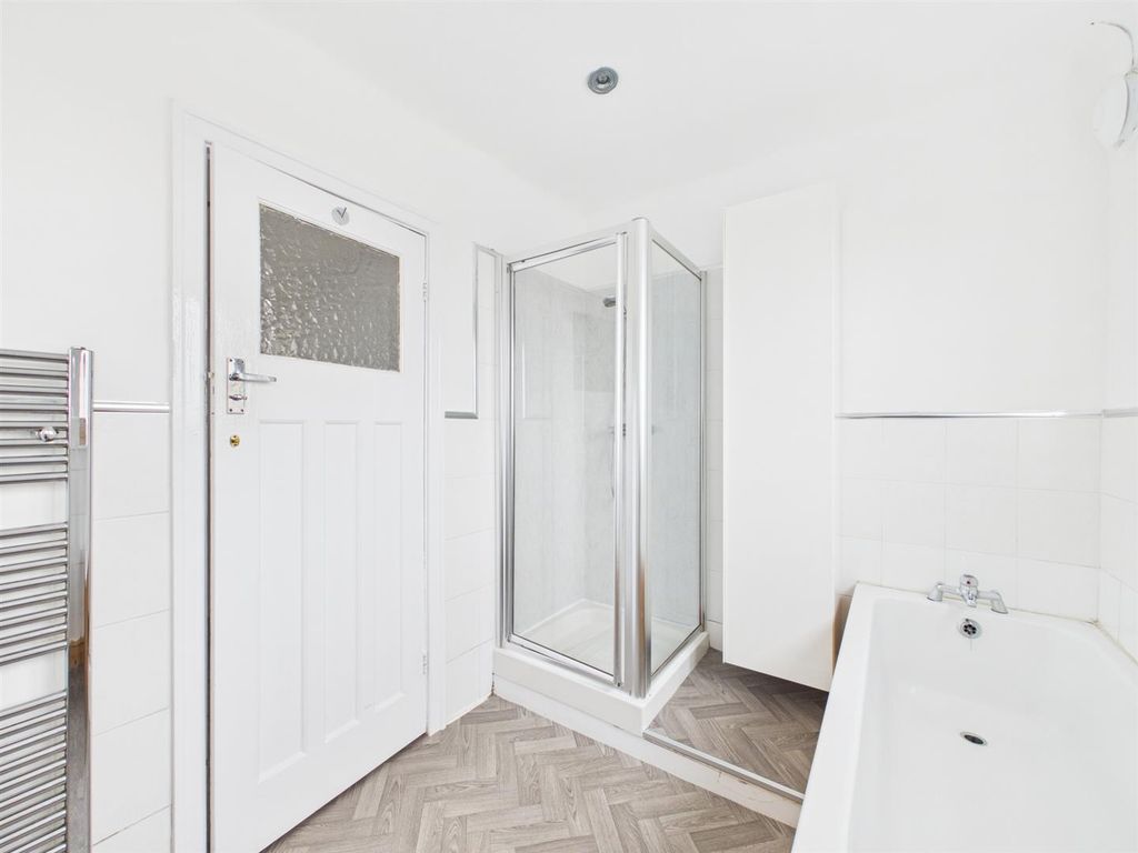 Additional image 33 of 5 bed flat for salePensby Road, Heswall, Wirral CH60
