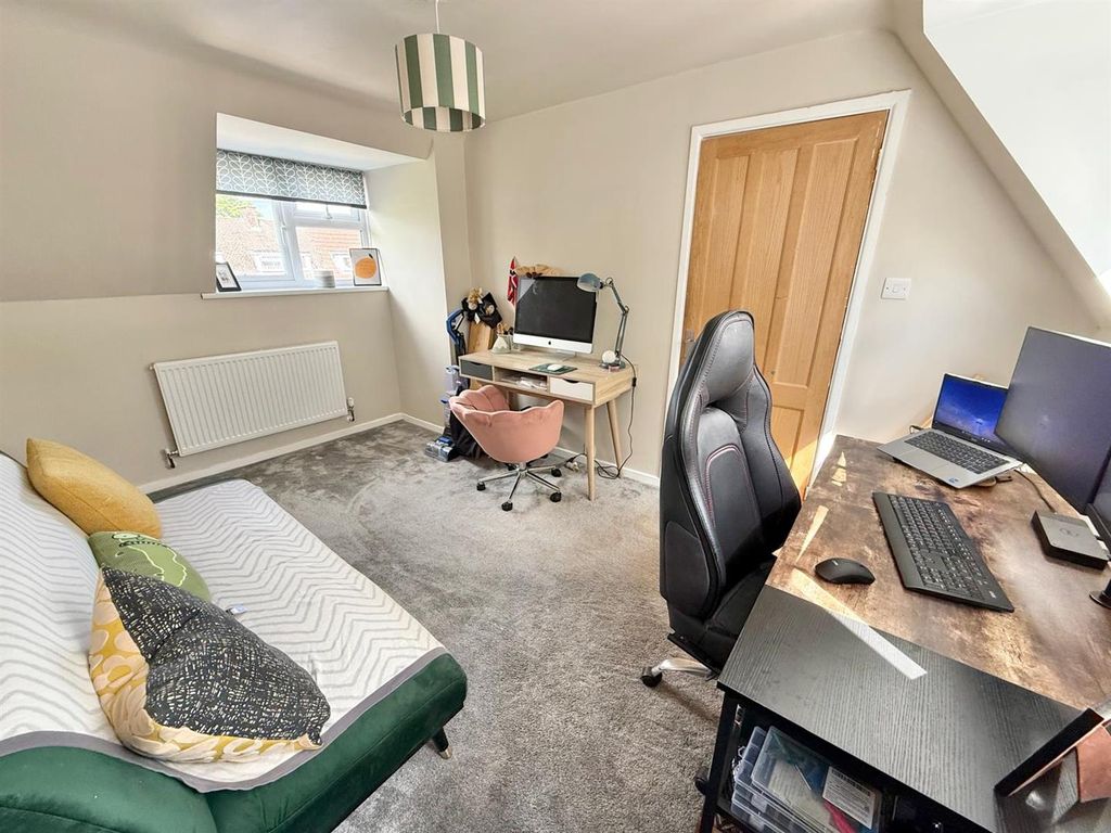 Additional image 11 of 2 bed terraced house for saleWarwick Road, Macclesfield SK11