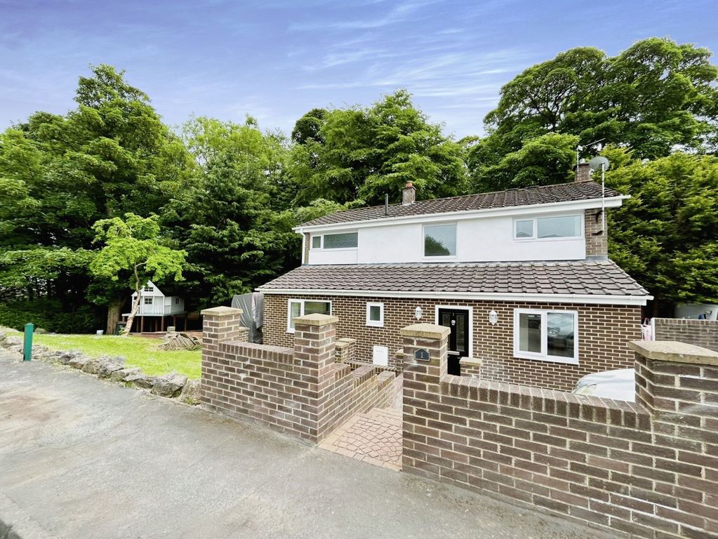 4 bed detached house for saleShadforth Close, Peterlee SR8
