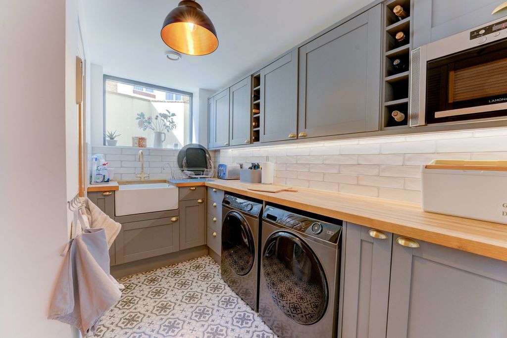 Additional image 14 of 4 bed detached house for saleBrighton Road, Lancing BN15