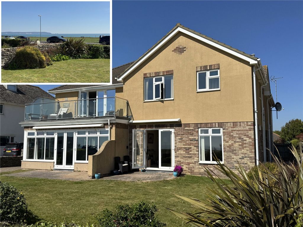 2 bed flat for saleMarine Drive East, Barton On Sea, Hampshire BH25