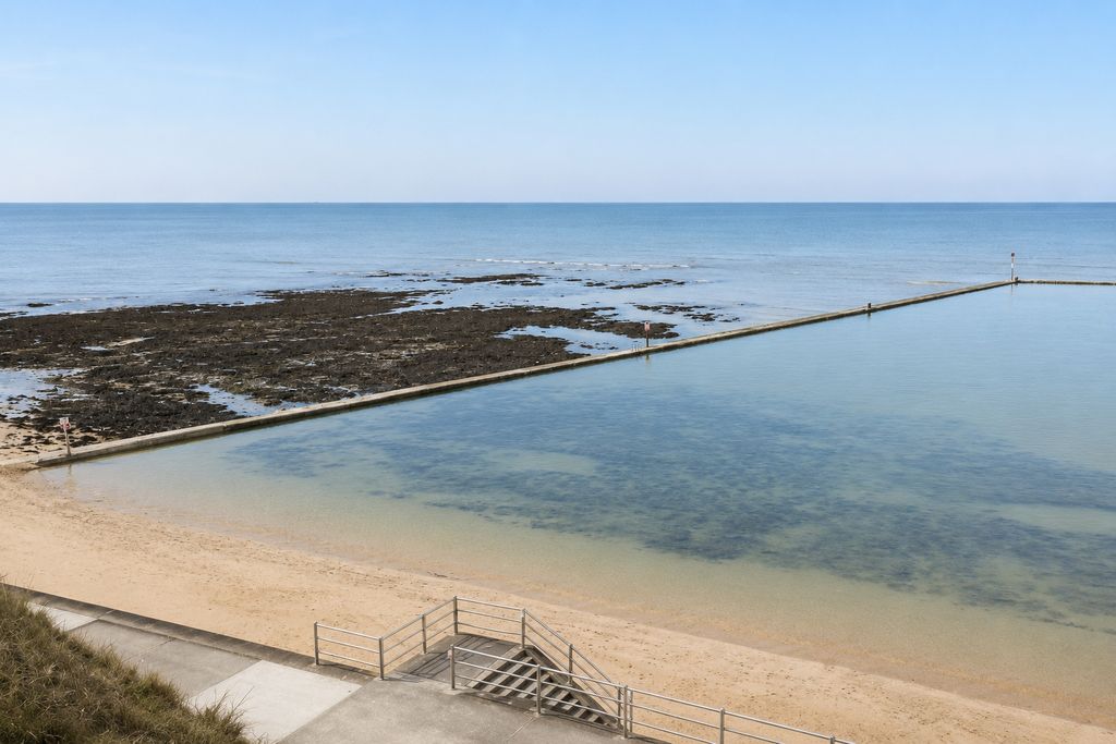 Additional image 9 of 2 bed flat for saleFirst Avenue, Cliftonville, Margate, Kent CT9