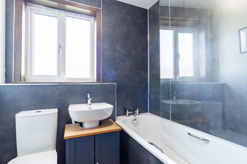 Additional image 10 of 2 bed flat for saleNorth Street, Montrose DD10