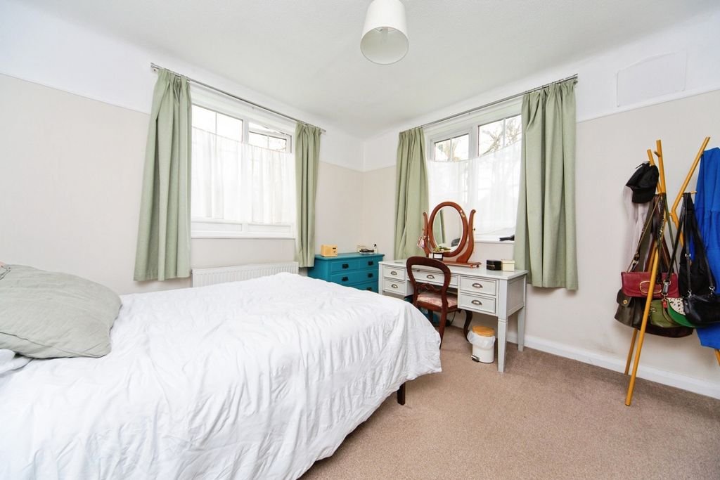 Additional image 11 of 2 bed flat for saleVictoria Gardens, Prenton CH43