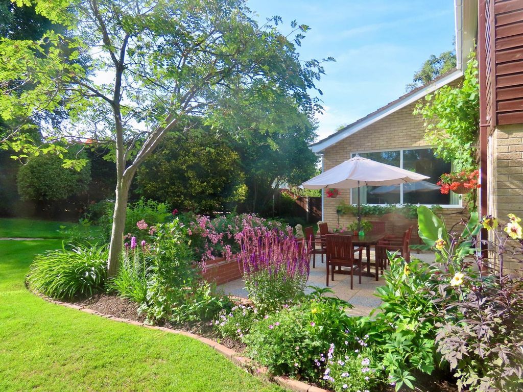 Additional image 22 of 4 bed detached house for saleHall Drive, Oulton Broad NR32