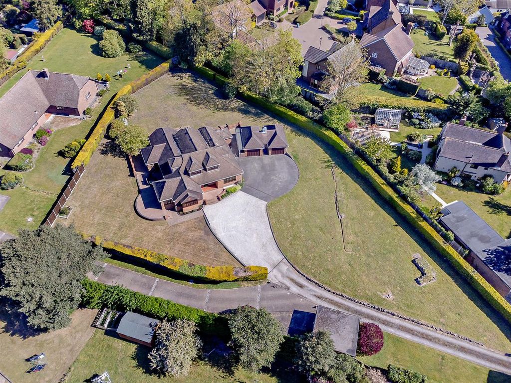 5 bed detached house for saleSt. Faiths Lane, Bearsted, Maidstone ME14