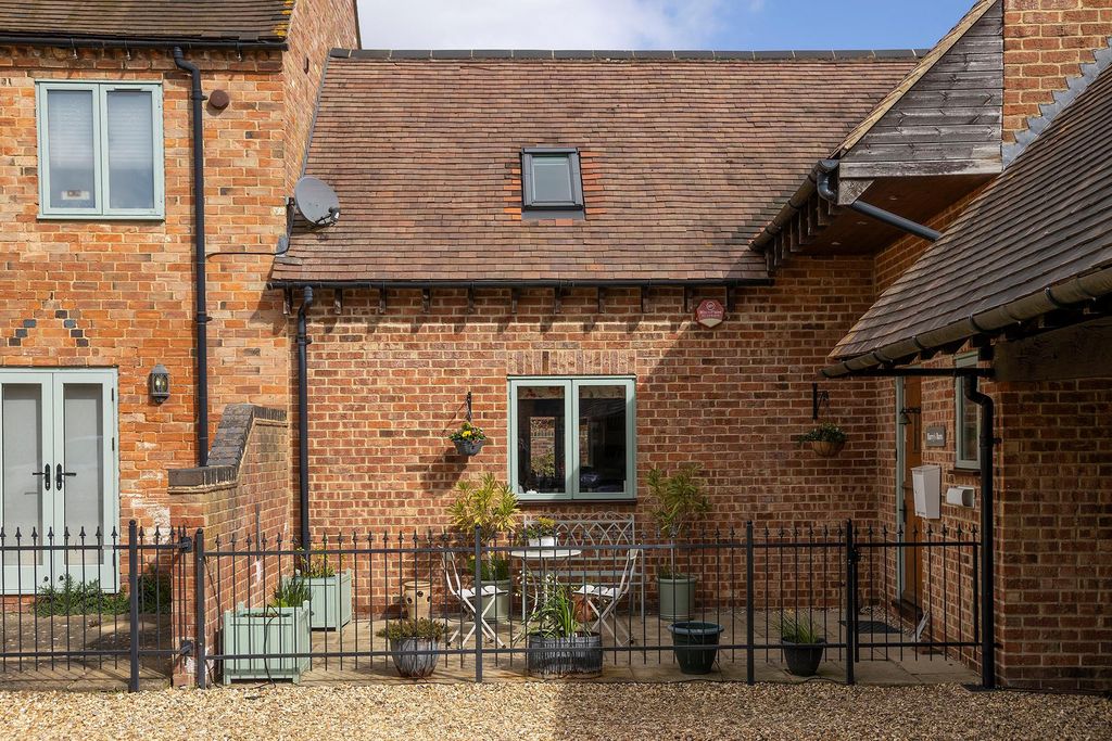 Additional image 6 of 3 bed semi-detached house for salePaddle Brook Barns, Ditchford-On-Fosse, Moreton-In-Marsh, Gloucestershire GL56