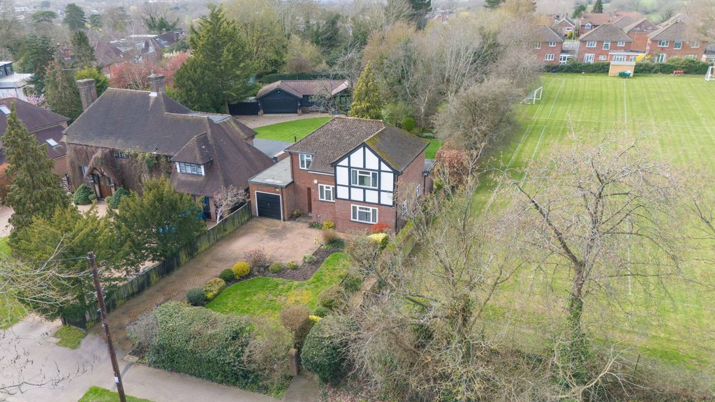 Additional image 2 of 4 bed detached house for saleOsborne Road, Potters Bar EN6
