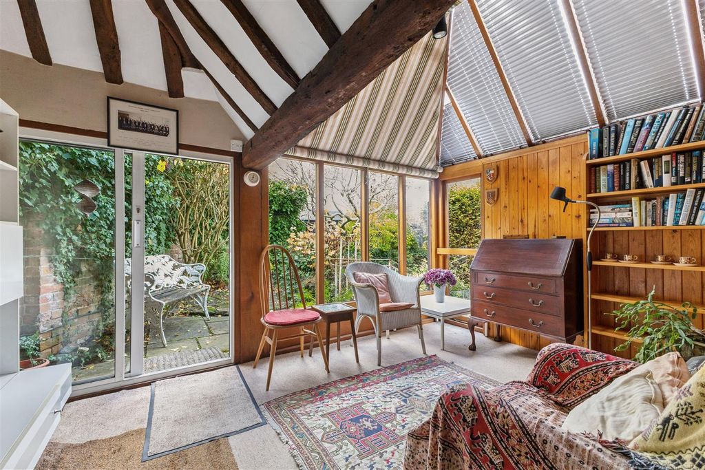 Additional image 8 of 4 bed terraced house for saleKnockhundred Row, Midhurst GU29