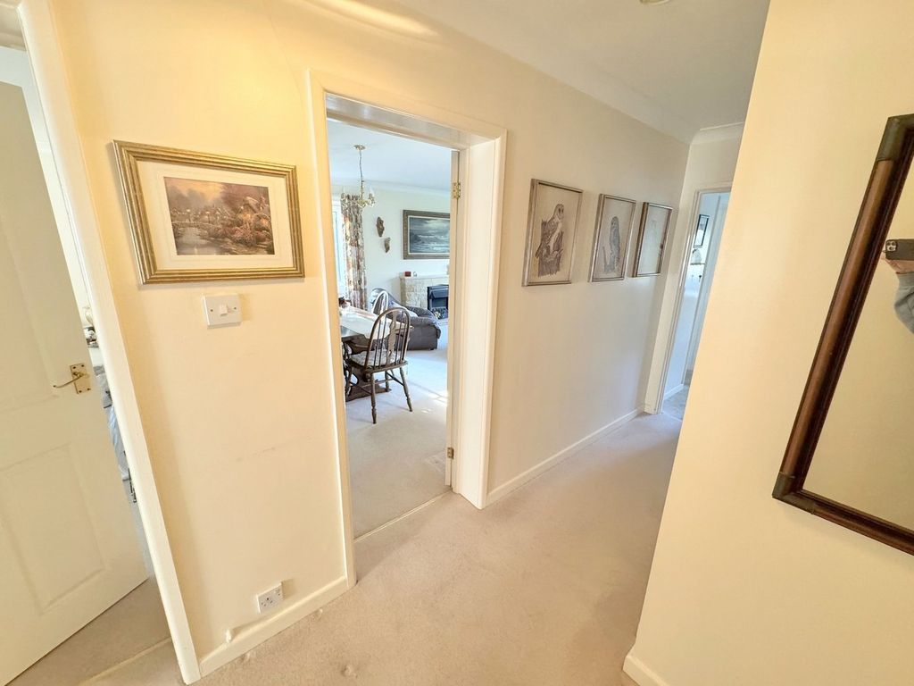 Additional image 11 of 2 bed flat for sale8 The Avenue, Poole BH13