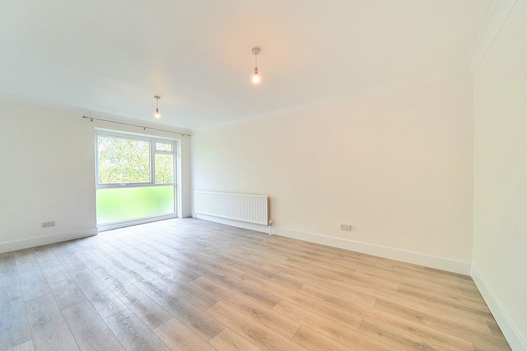 Additional image 18 of 2 bed flat for saleNigel Close, Northolt UB5