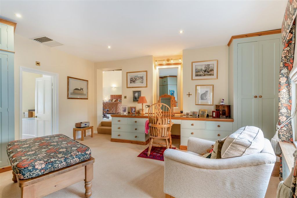 Additional image 17 of 6 bed detached house for saleMill Lane, Newport Pagnell MK16