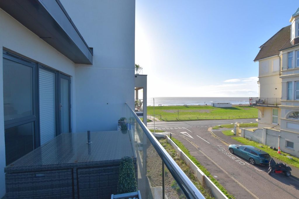 Additional image 18 of 2 bed flat for saleQueens Road, Littlestone TN28