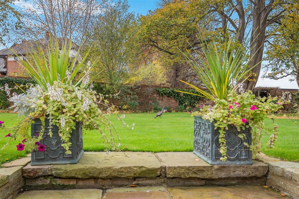 Additional image 46 of 6 bed detached house for saleMill Lane, Newport Pagnell MK16