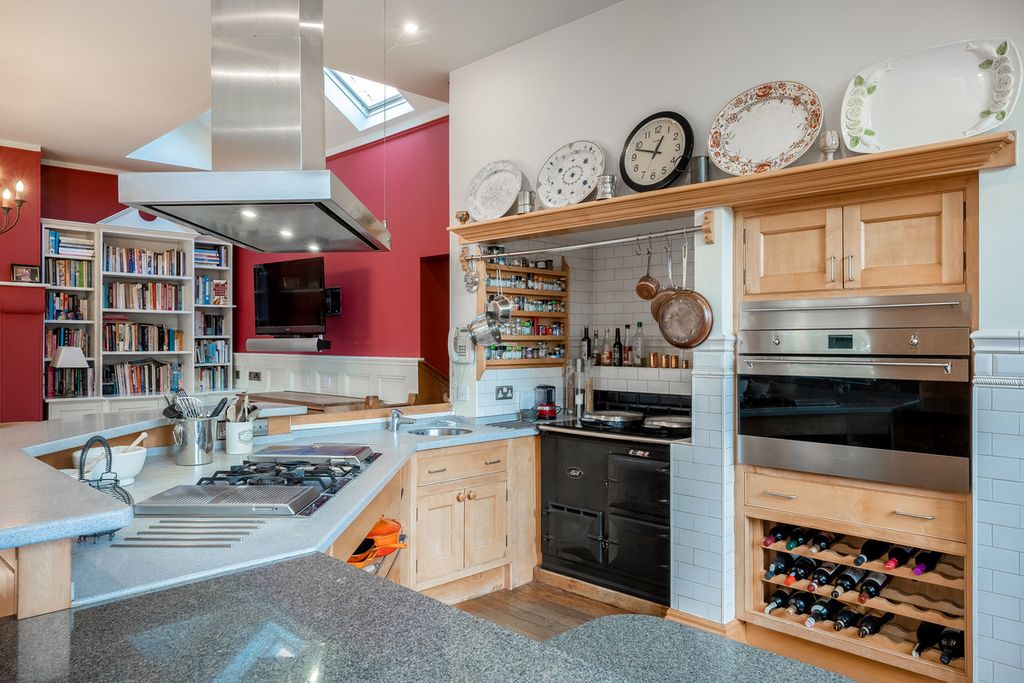 Additional image 12 of 7 bed villa for saleArlington Avenue, Leamington Spa, Warwickshire CV32
