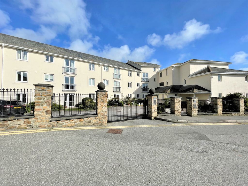 1 bed flat for saleEast Terrace, Penzance TR18