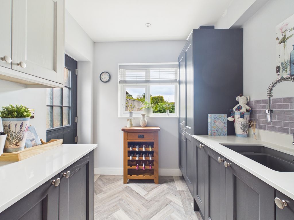 Additional image 13 of 4 bed detached bungalow for sale2 Whitestone Road, Nuneaton CV11