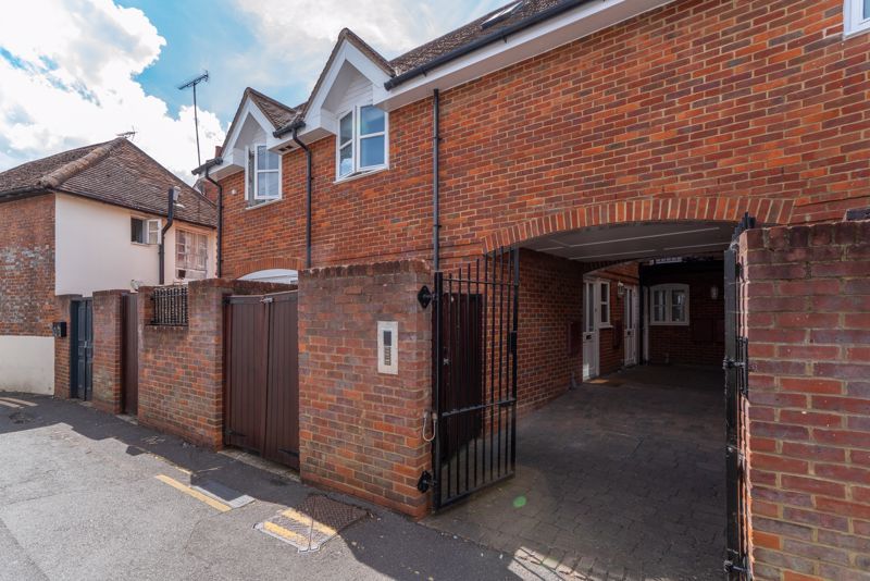 Additional image 10 of 2 bed flat for saleCrown Lane, Marlow SL7