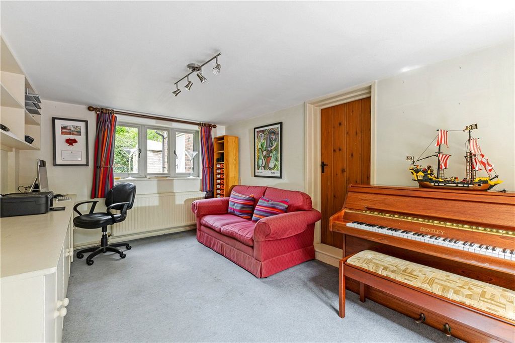 Additional image 12 of 6 bed detached house for saleHyde Lane, Marlborough, Wiltshire SN8