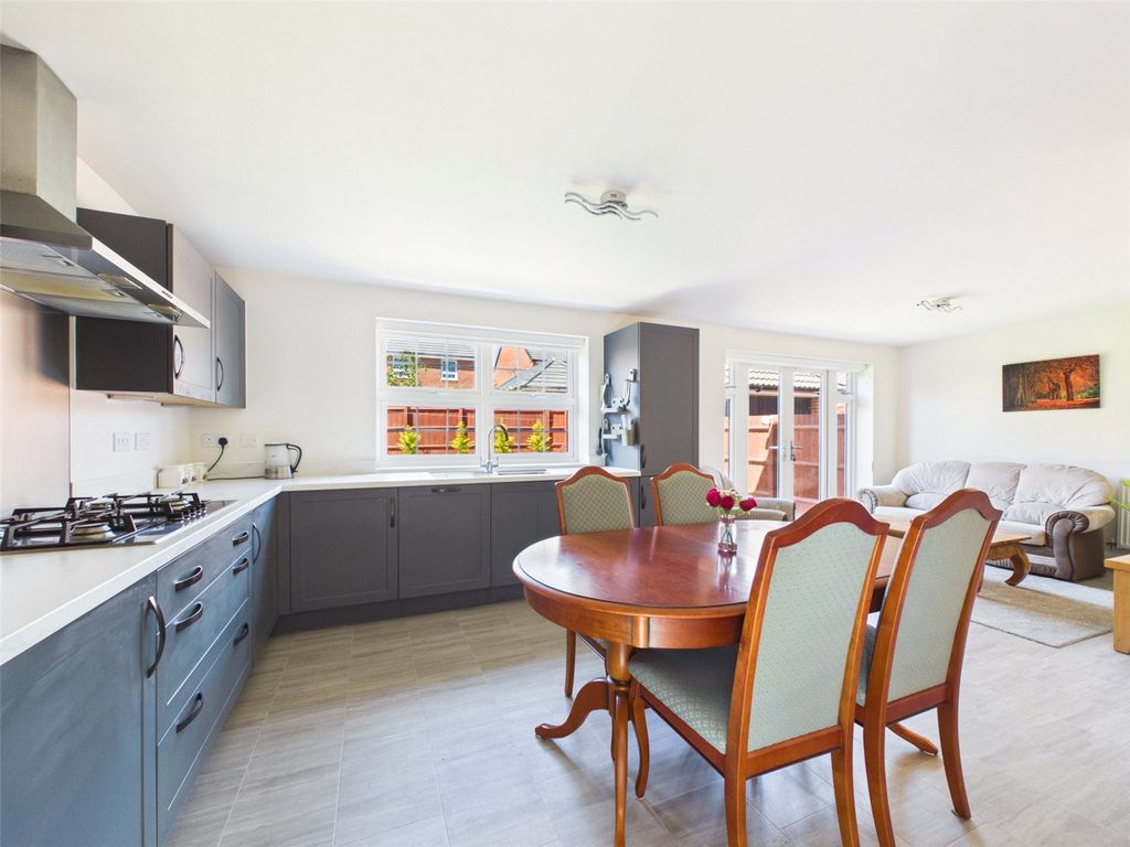 Additional image 8 of 4 bed detached house for salePeregrine Close, Newent, Gloucestershire GL18