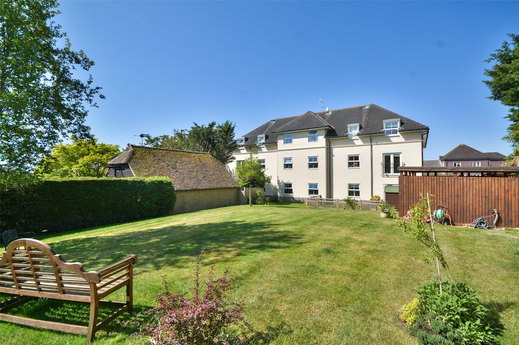 Additional image 12 of 2 bed flat for saleBarnhouse Close, Pulborough, West Sussex RH20