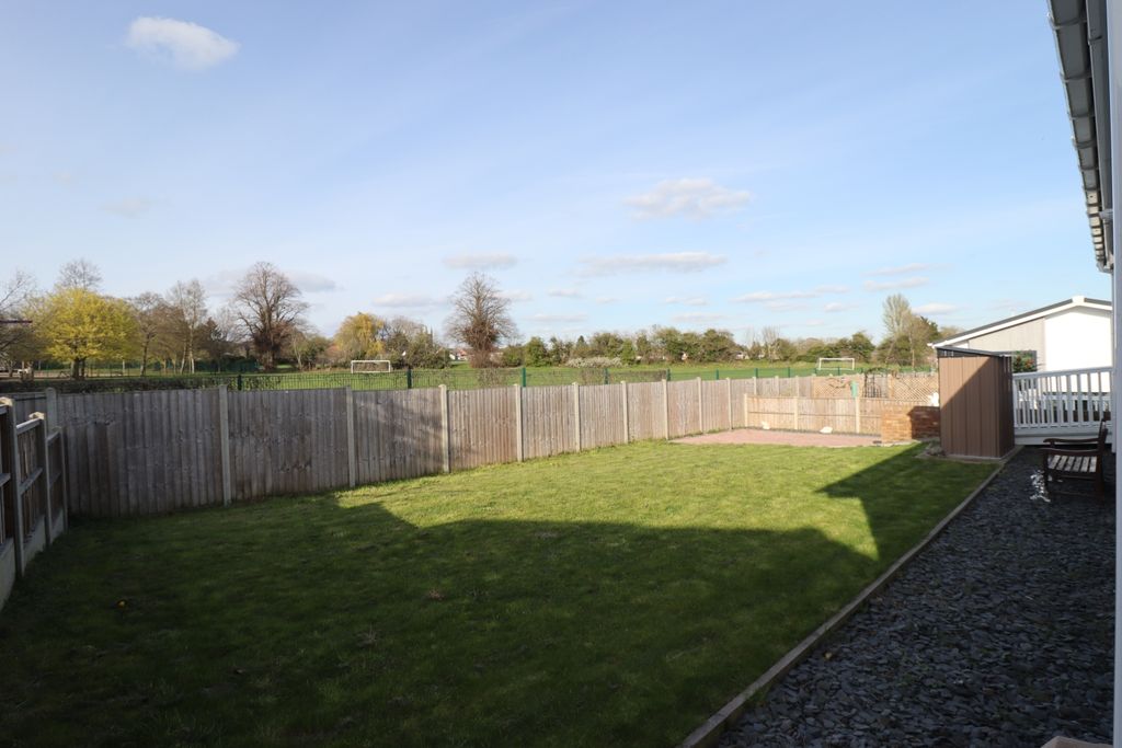 Additional image 11 of 2 bed mobile/park home for sale33 The Grange, Moorbarns Lane, Lutterworth LE17