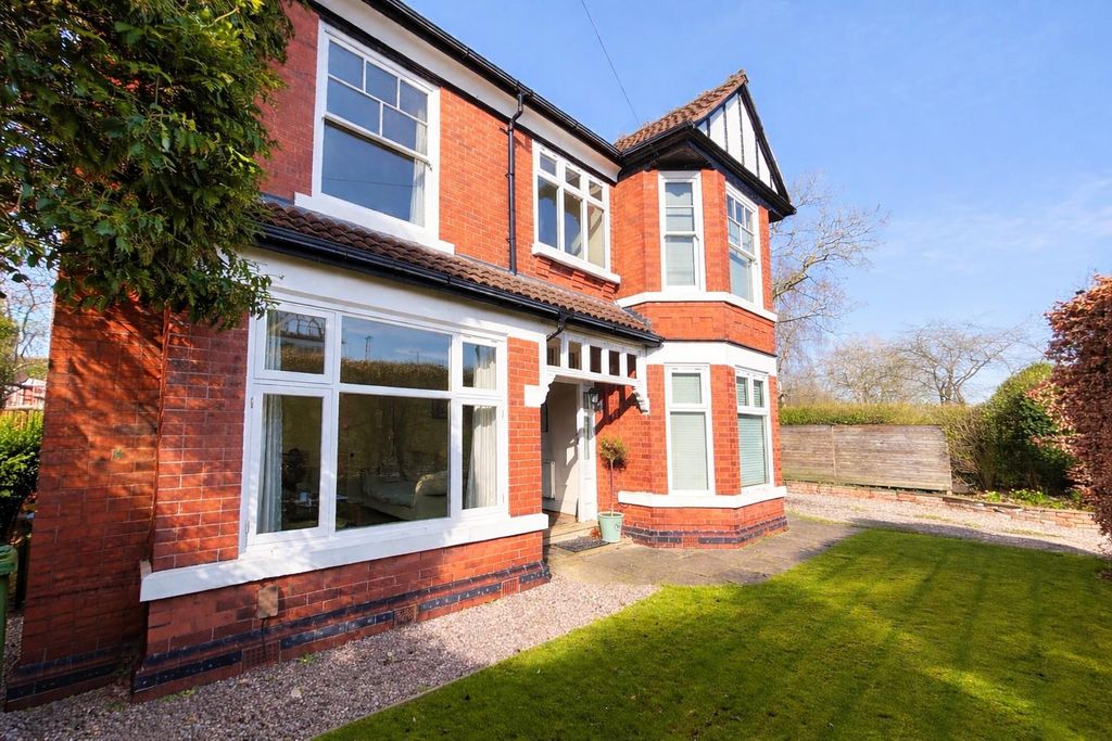 5 bed detached house for saleWinster Avenue, West Didsbury M20