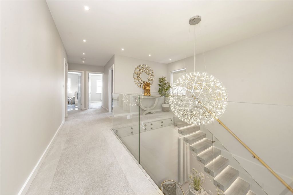 Additional image 14 of 4 bed link detached house for saleHollington Crescent, New Malden KT3