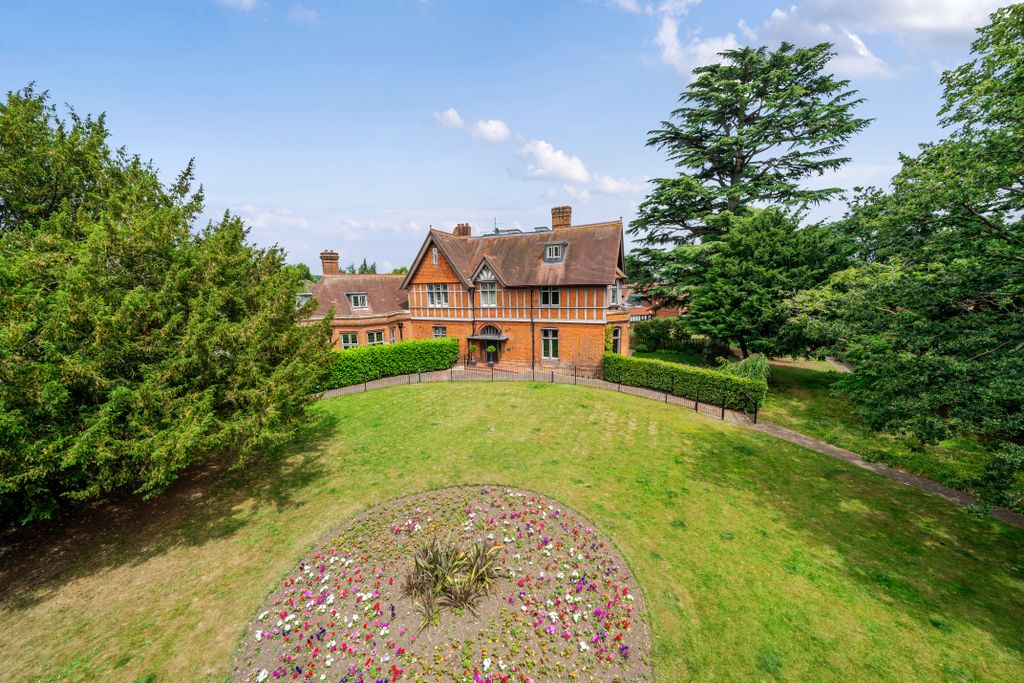 Additional image 8 of 1 bed flat for saleListon Road, Marlow SL7
