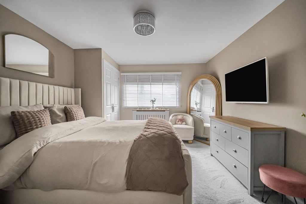 Additional image 22 of 4 bed semi-detached house for saleWhiterock Avenue, Pontypridd CF37