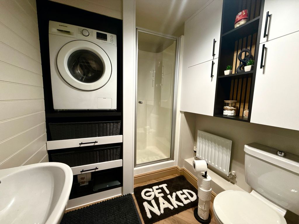 Additional image 3 of 1 bed flat for salePitcairn Avenue, Lincoln LN2
