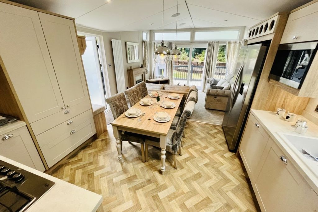 2 bed lodge for saleWillerby Vogue Classique, Yorkshire Dales Caravan Park, Leyburn, North Yorkshire DL8 photo 3