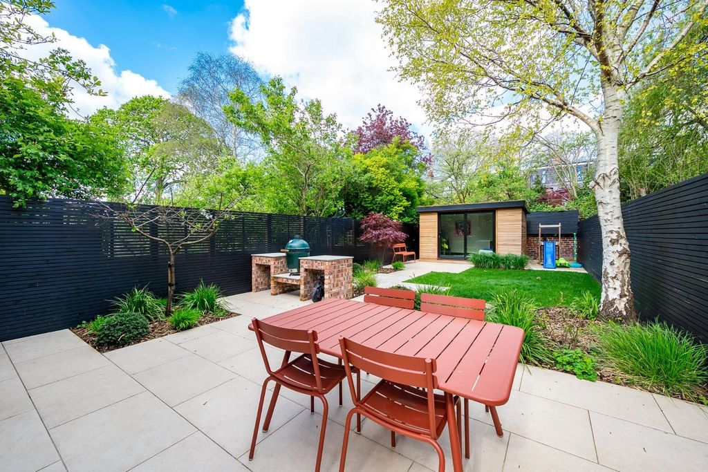 Additional image 2 of 5 bed semi-detached house for saleSpringdale Gardens, Didsbury M20